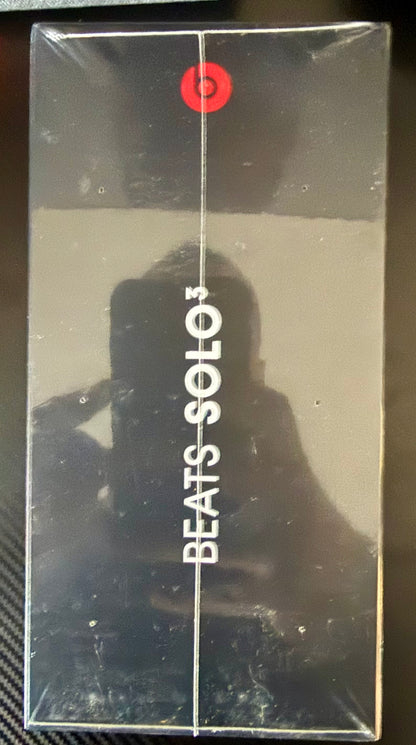 Beats Solo3 Wireless Headphones – Rose Gold, On-Ear Bluetooth Headphones